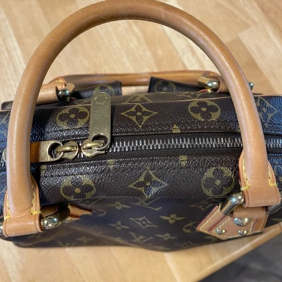 Louis Vuitton Canvas Manhattan PM Satchel Handbag - Picture 6 of 16